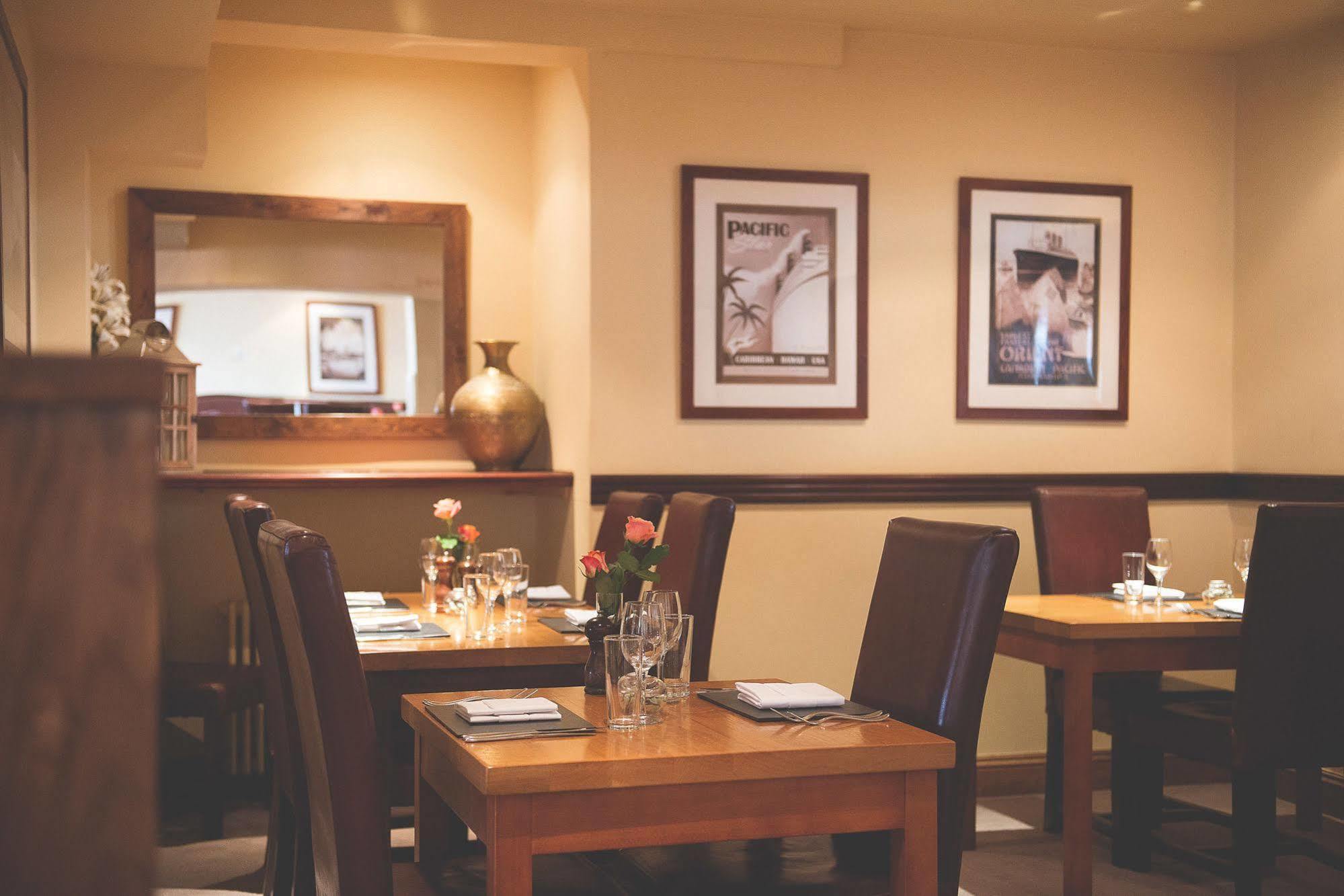 Rose & Crown Hotel Yealmpton Екстериор снимка