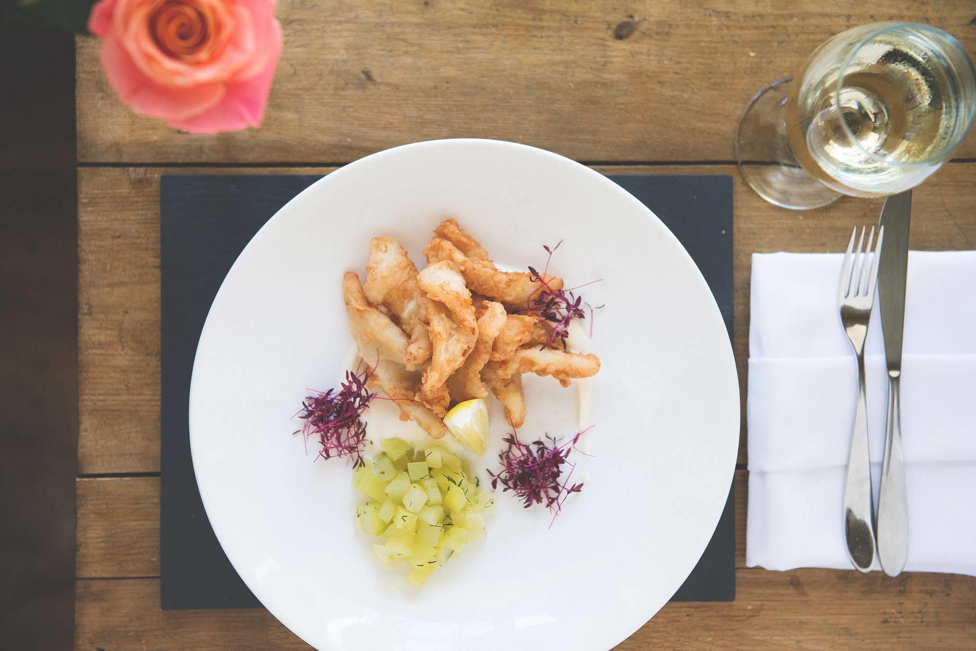 Rose & Crown Hotel Yealmpton Екстериор снимка
