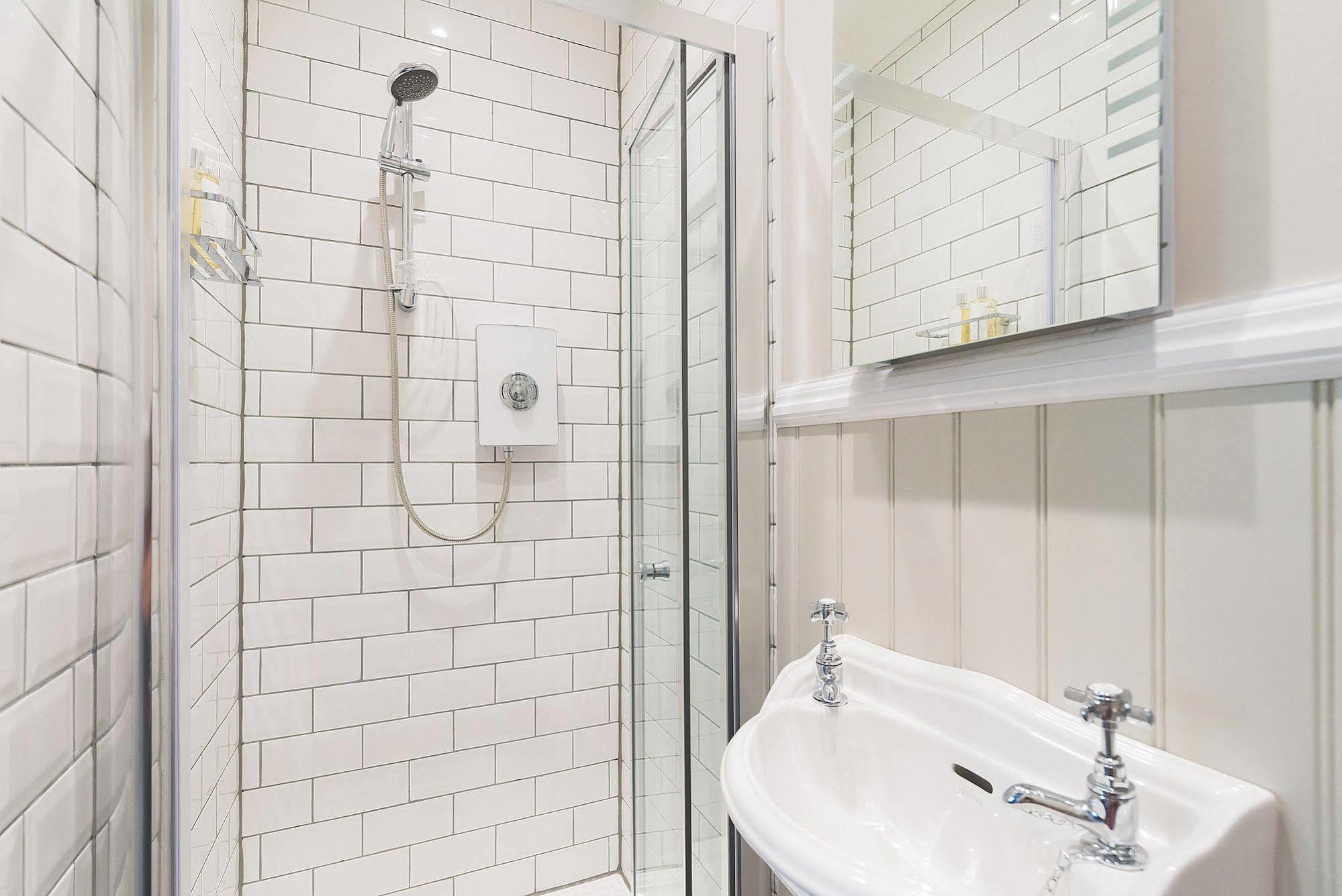 Rose & Crown Hotel Yealmpton Екстериор снимка