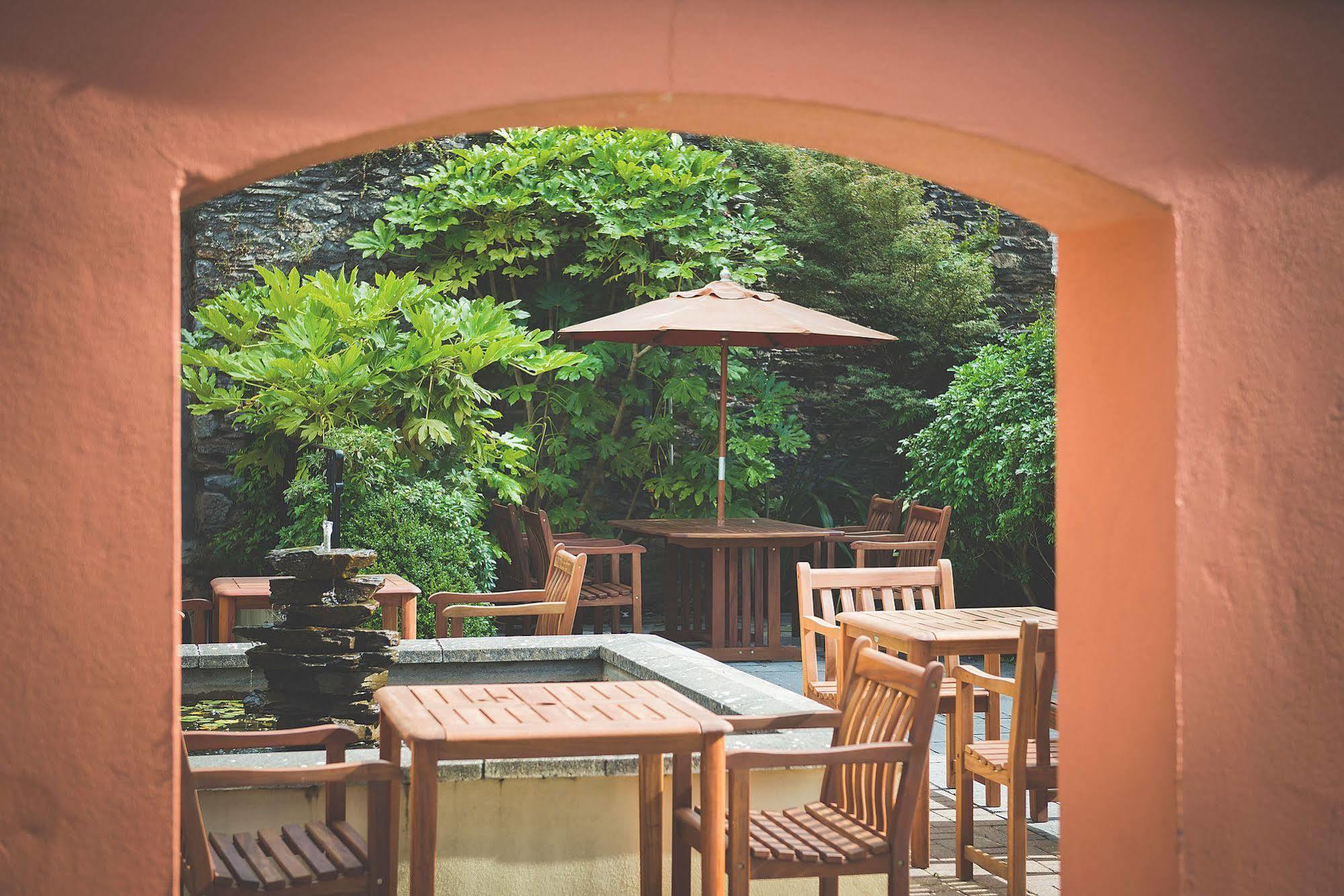 Rose & Crown Hotel Yealmpton Екстериор снимка